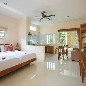 Donguri House Bali Bed & Breakfast Jimbaran (Bali)